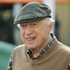 Norman Lloyd Birthday, Real Name, Age, Weight, Height, Family, Facts ...